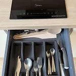 Modern House - 30 Metrow Od Jeziora,prywatna Plaza,wifi Holiday home