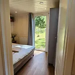 Holiday home Modern House - 30 Metrow Od Jeziora,prywatna Plaza,wifi Makosieje