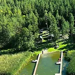 Modern House - 30 Metrow Od Jeziora,prywatna Plaza,wifi Holiday home *