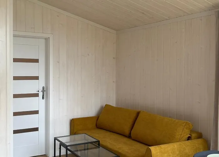 Дом отдыха Modern House - 30 Metrow Od Jeziora,prywatna Plaza,wifi Makosieje