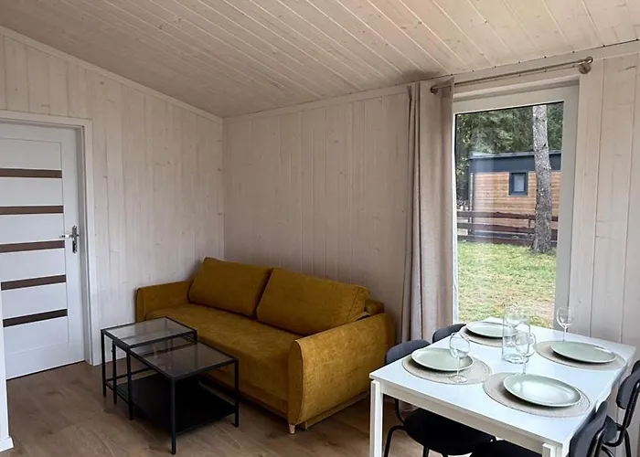 Modern House - 30 Metrow Od Jeziora,prywatna Plaza,wifi 度假居 *