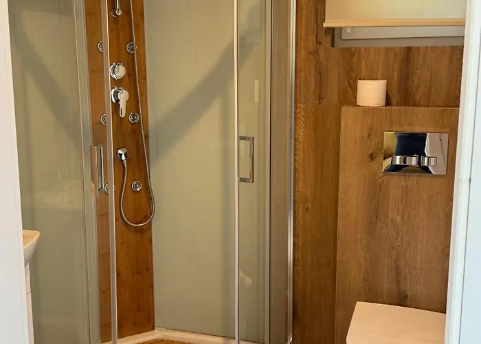 度假居 Modern House - 30 Metrow Od Jeziora,prywatna Plaza,wifi *