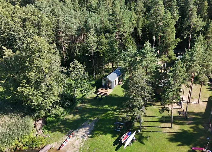 Modern House - 30 Metrow Od Jeziora,prywatna Plaza,wifi 度假居 Makosieje